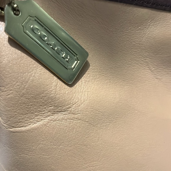 COACH Cream/Tan/Brown Leather Crossbody Bag Purse 👜 - Picture 9 of 10